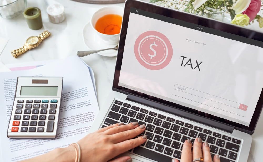 Payroll Tax vs Income Tax: Understanding the Key Differences